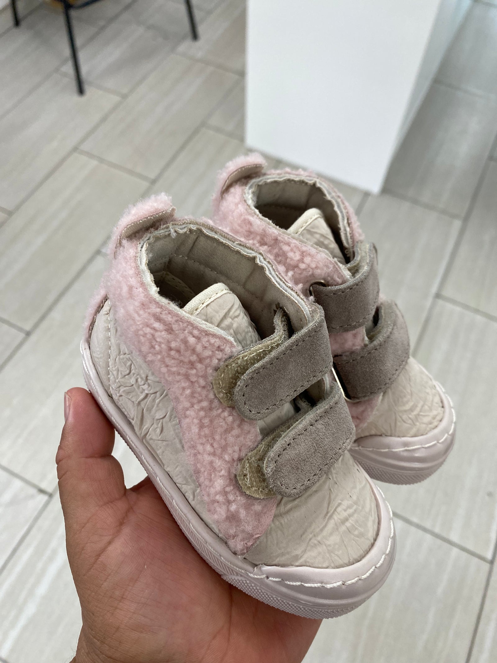 Pepe Ivory and Rose Velcro Sneaker-Tassel Children Shoes