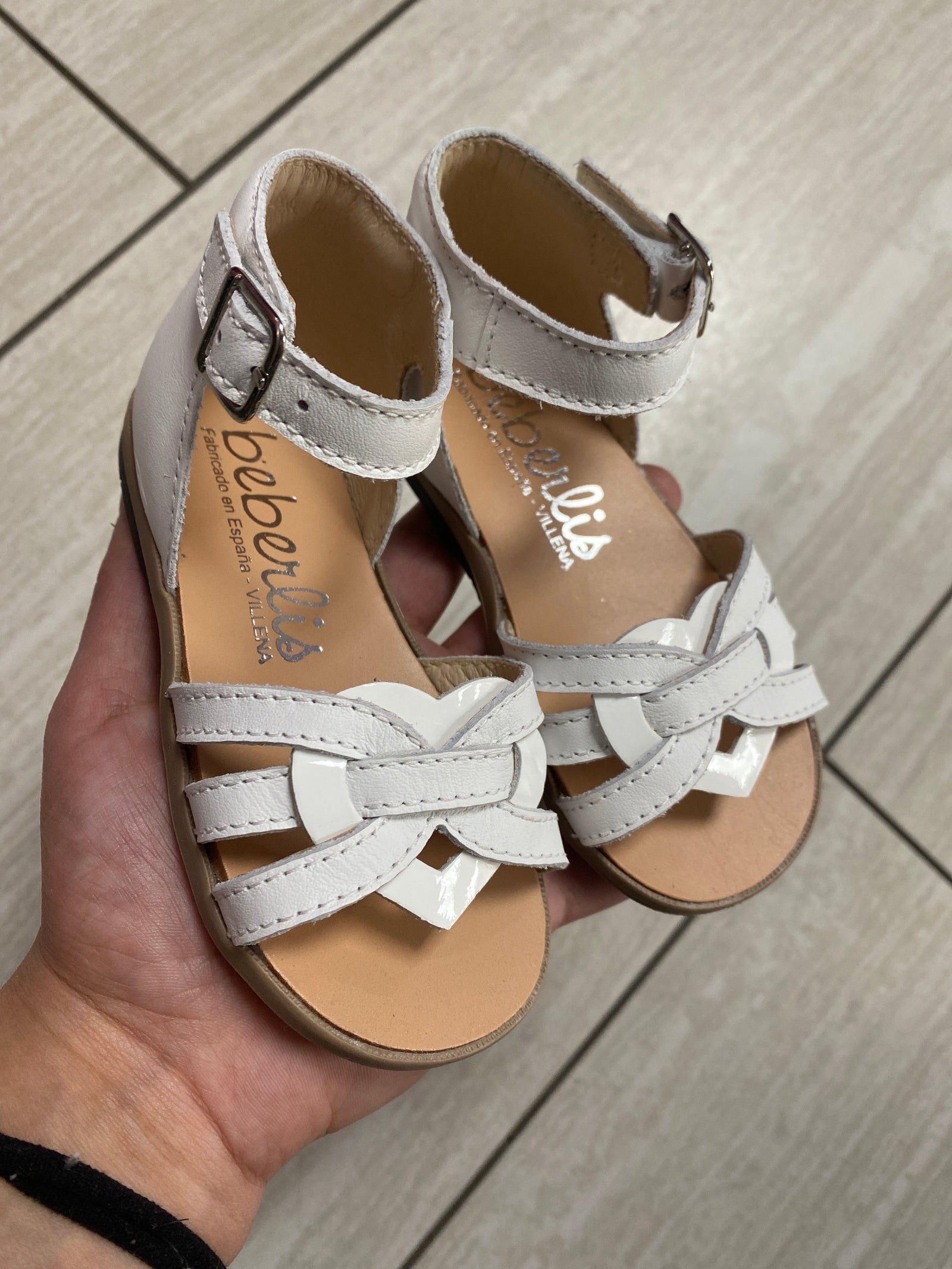 Beberlis White Patent Heart Baby Sandal-Tassel Children Shoes