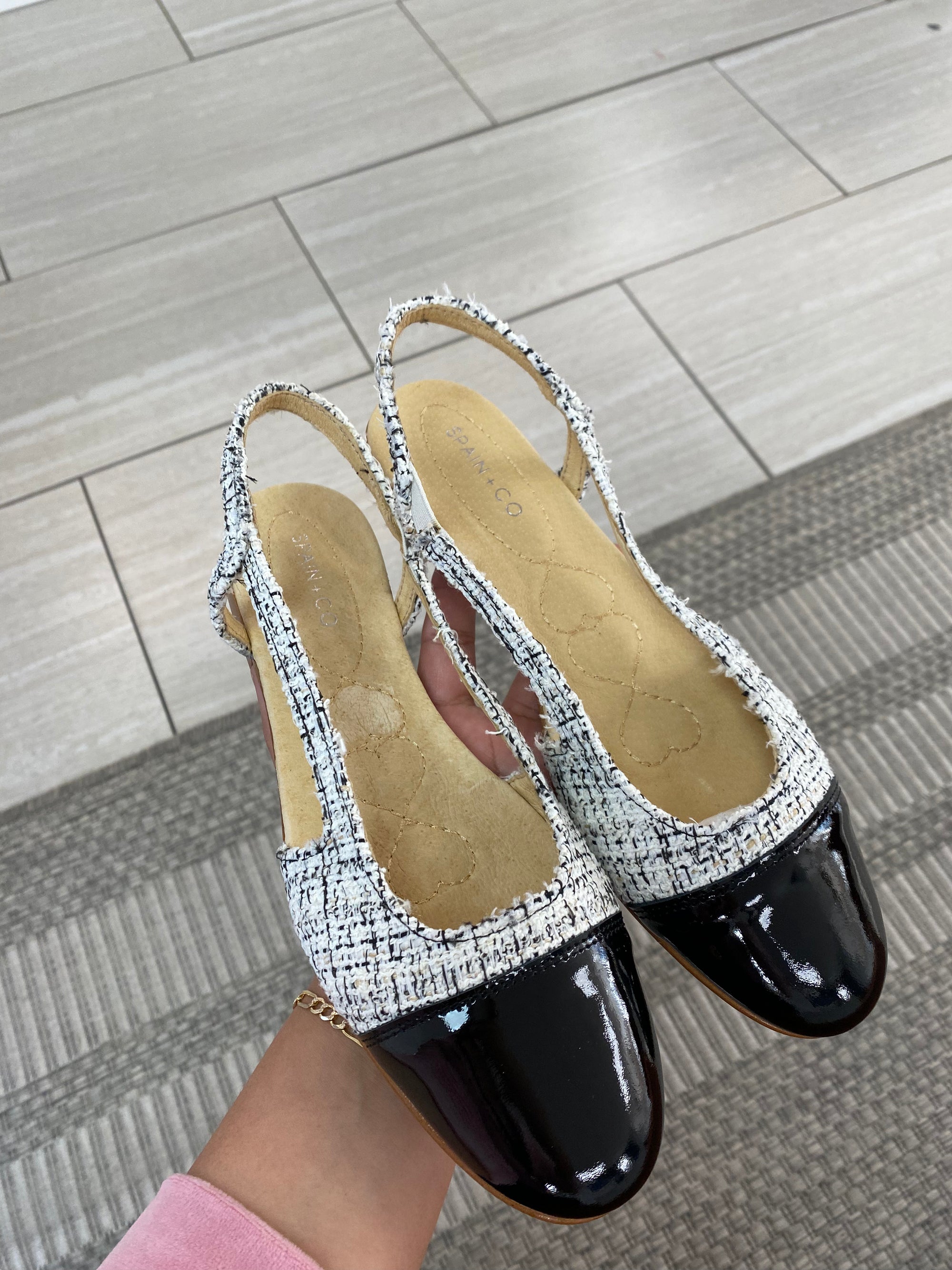 Spain+Co Black and White Tweed Captoe Slingback-Tassel Children Shoes