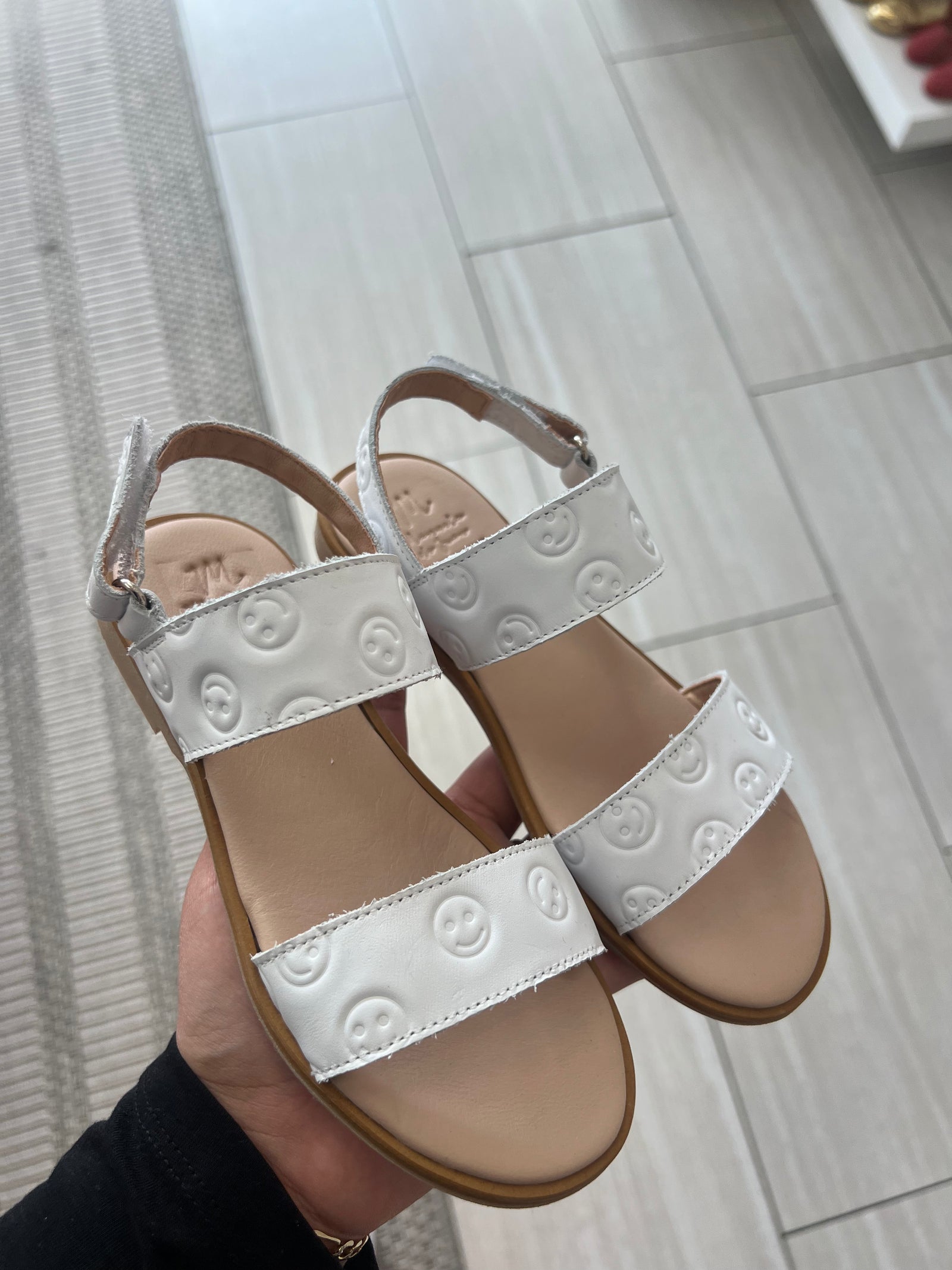 Manuela White Smiley Sandal-Tassel Children Shoes