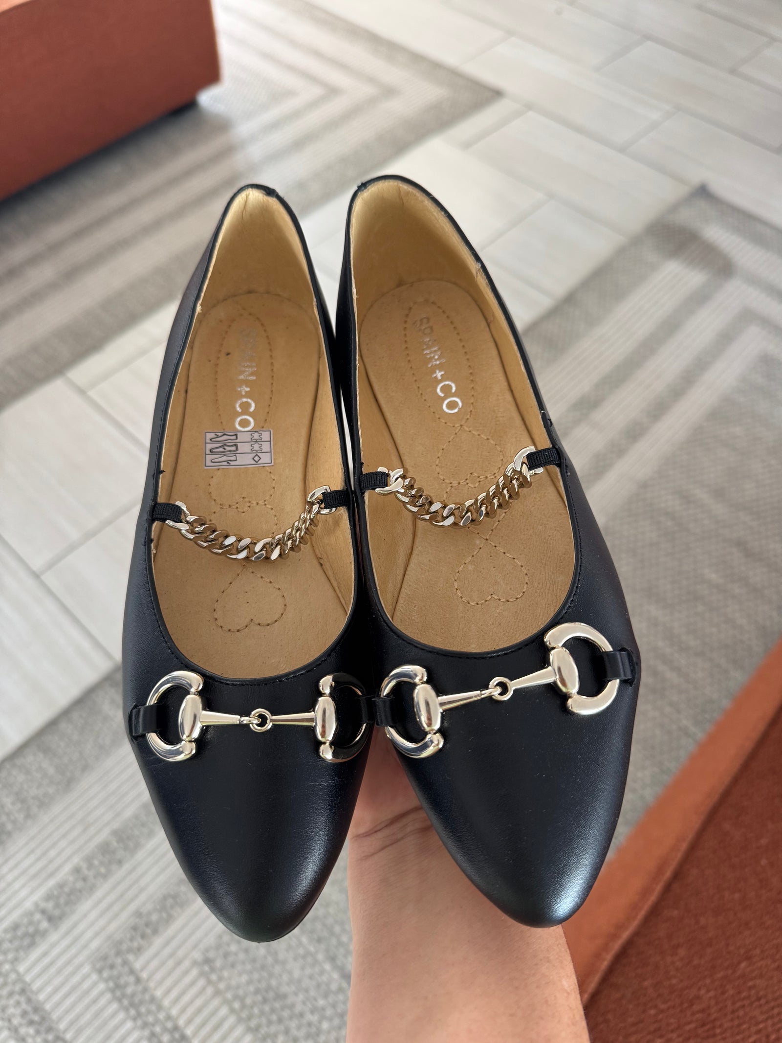 Spain+Co Black Leather Chain Strap Flat-Tassel Children Shoes