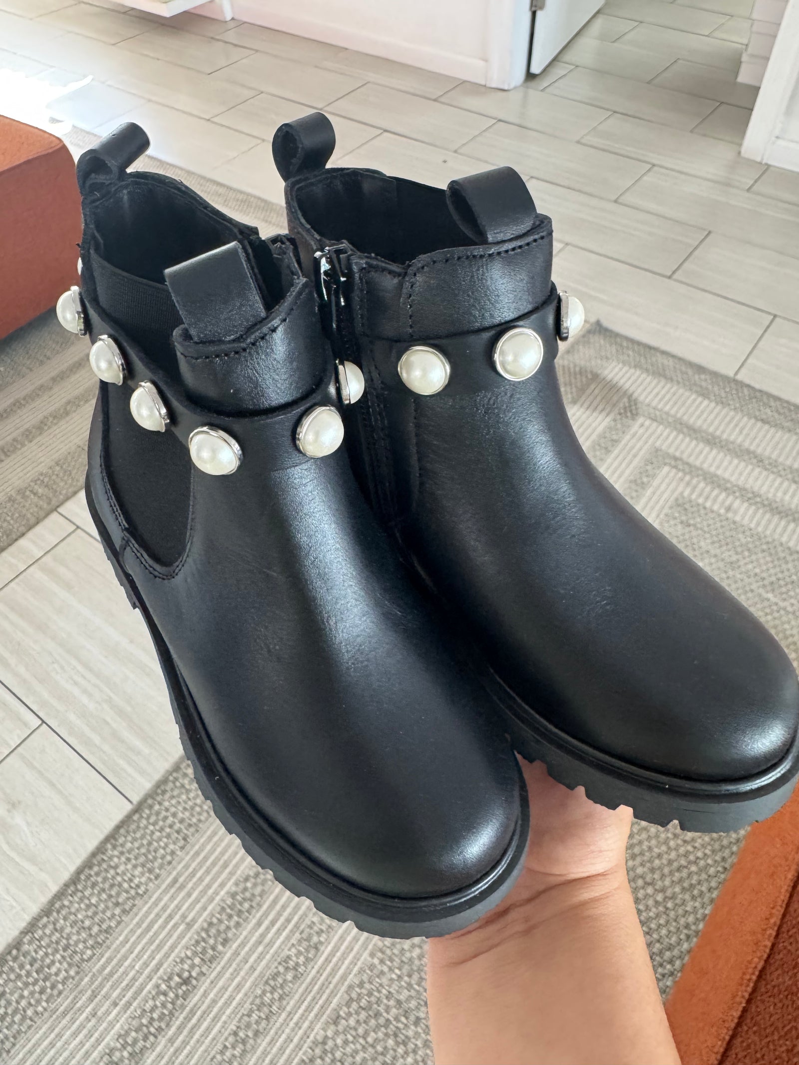 Spain+Co Black Leather Pearl Chunky Boot-Tassel Children Shoes